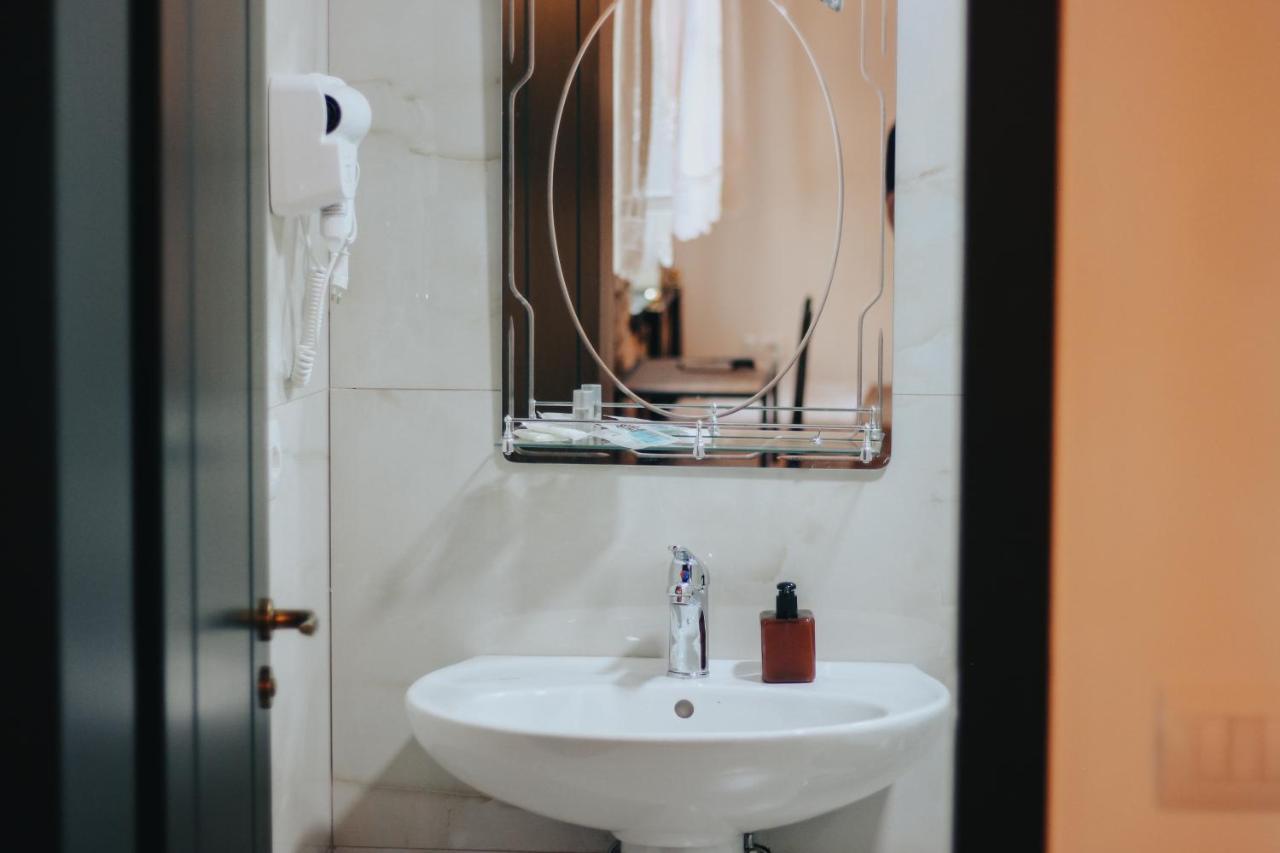 Bujtina Maria Hotel Stegopull Buitenkant foto